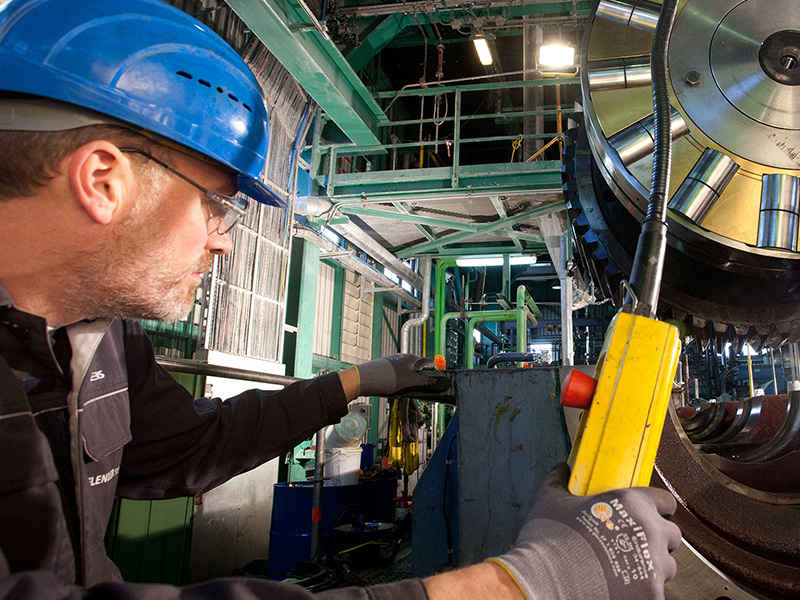 SKF進(jìn)口軸承與軸的配合公差標(biāo)準(zhǔn)規(guī)則